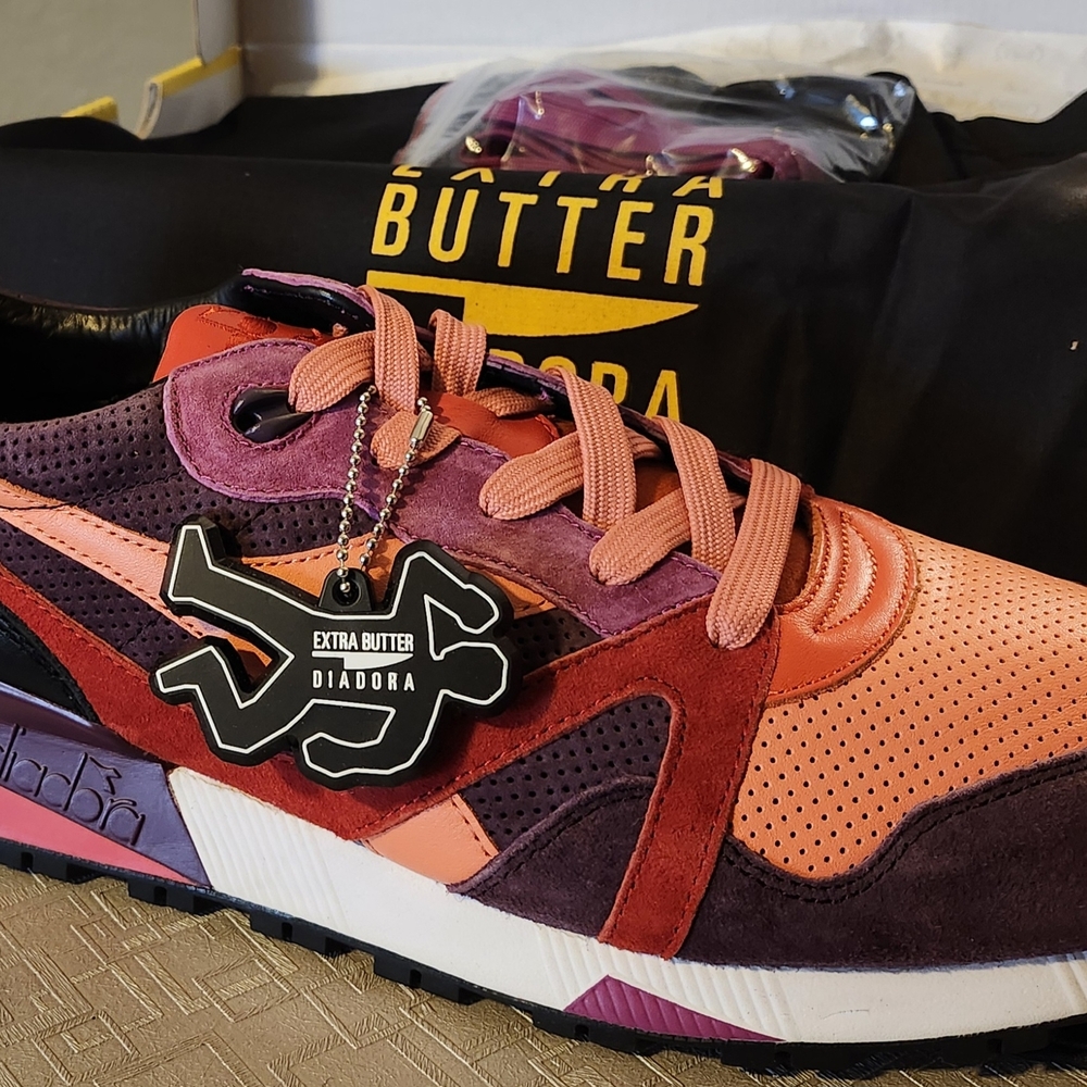 NY Exclusive Extra Butter X N9000 Giallo Diadora Red Lollipop Sneakers